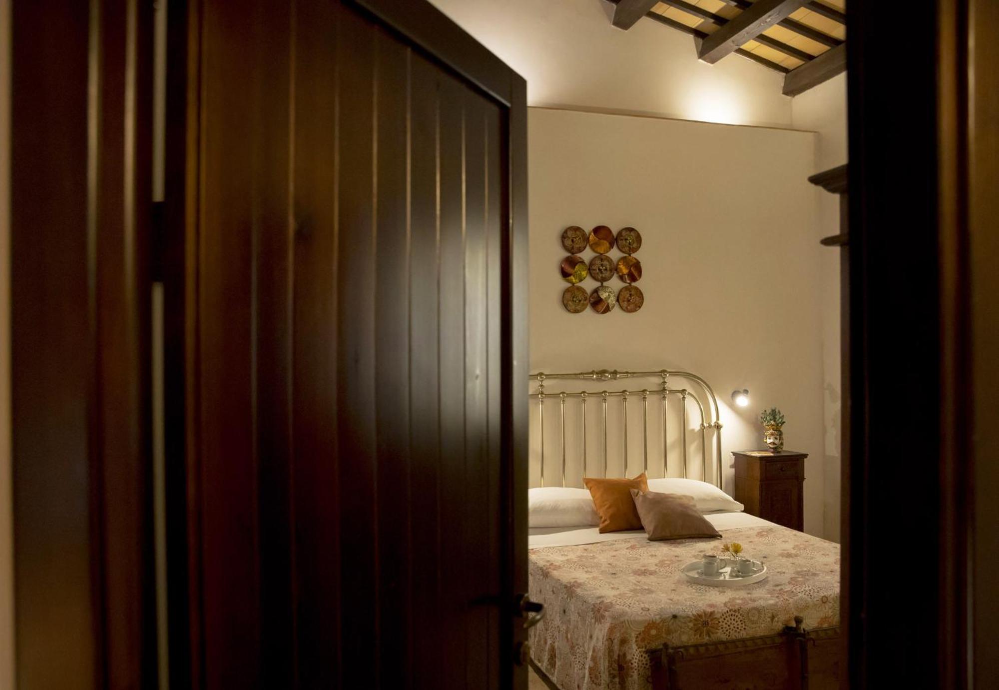 Sabir Bed & Breakfast 2*